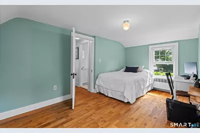 16 Lynde Street, Old Saybrook, CT 06475 - Photo 19