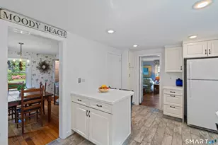 16 Lynde St, Old Saybrook, CT 06475 - Photo 9