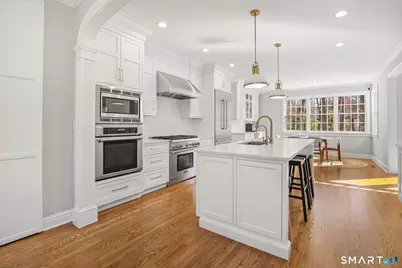 323 Smith Ridge Road, New Canaan, CT 06840 - Photo 13