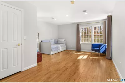 323 Smith Ridge Road, New Canaan, CT 06840 - Photo 25