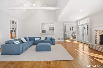 323 Smith Ridge Road, New Canaan, CT 06840 - Photo 17
