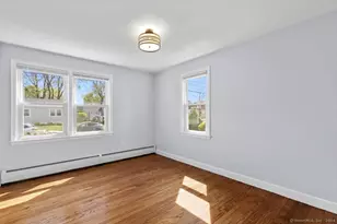 119 Sunnyside Ct, Milford, CT 06460 - Photo 5