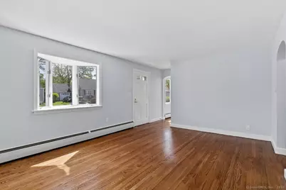 119 Sunnyside Court, Milford, CT 06460 - Photo 3