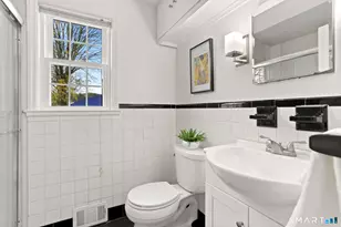 10 Millspaugh Dr, Fairfield, CT 06824 - Photo 23
