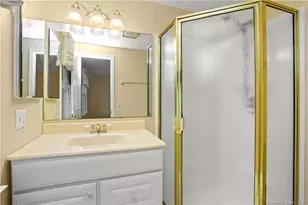 60 Greenwich Hills Dr, Greenwich, CT 06831 - Photo 19