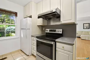 60 Greenwich Hills Dr, Greenwich, CT 06831 - Photo 5
