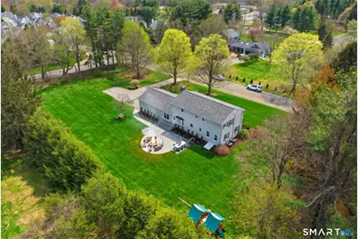 8 Scenic Hill Road, Trumbull, CT 06611 - Photo 3