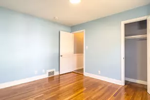 27 Glendale Dr, Waterbury, CT 06708 - Photo 15