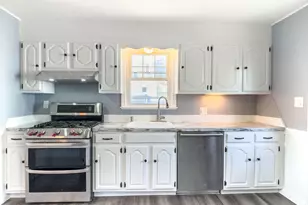 27 Glendale Dr, Waterbury, CT 06708 - Photo 7