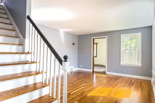27 Glendale Dr, Waterbury, CT 06708 - Photo 3