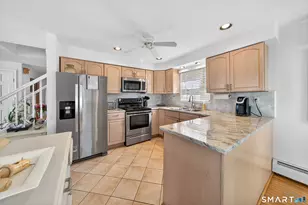 338 Shore Dr, Branford, CT 06405 - Photo 11