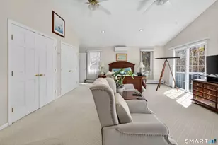 338 Shore Dr, Branford, CT 06405 - Photo 25