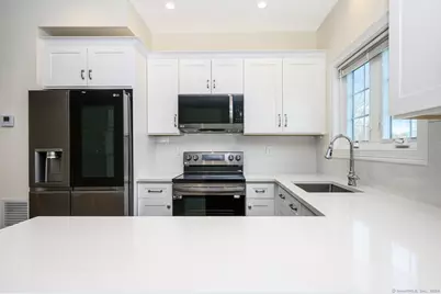 2 Beacon Square #6, Fairfield, CT 06825 - Photo 15