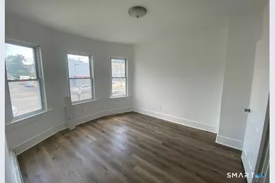 220 Maplewood Avenue #1, Bridgeport, CT 06605 - Photo 3