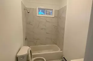 220 Maplewood Ave, Bridgeport, CT 06605 - Photo 7