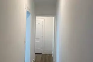 220 Maplewood Ave, Bridgeport, CT 06605 - Photo 9