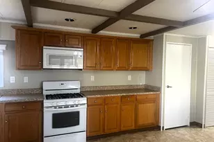 54 Stonewood Terrace, Vernon, CT 06066 - Photo 3