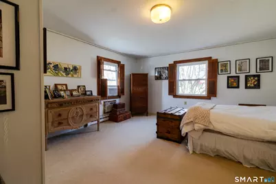 226 Pequot Avenue, Groton, CT 06355 - Photo 9