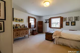 226 Pequot Ave, Groton, CT 06355 - Photo 9
