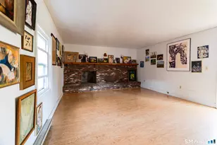 226 Pequot Ave, Groton, CT 06355 - Photo 5