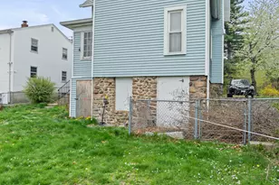 545 Burritt St, New Britain, CT 06053 - Photo 25