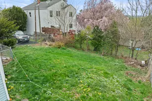 545 Burritt St, New Britain, CT 06053 - Photo 27