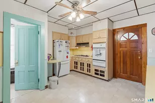 545 Burritt St, New Britain, CT 06053 - Photo 9