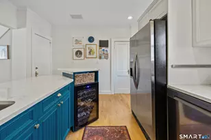 104 Sound View Terrace, New Haven, CT 06512 - Photo 9