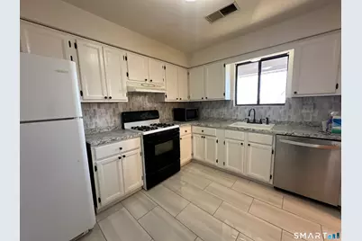 140 Thompson Street #22G, East Haven, CT 06513 - Photo 5