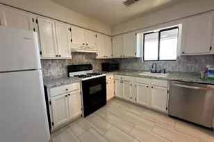 140 Thompson St, East Haven, CT 06513 - Photo 5