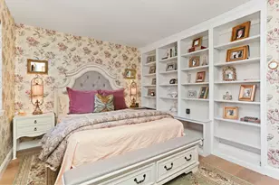 376 Knapps Hwy, Fairfield, CT 06825 - Photo 17