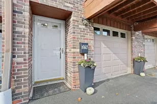 376 Knapps Hwy, Fairfield, CT 06825 - Photo 19