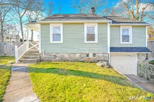 245 Mill Plain Ave, Waterbury, CT 06705 - Photo 3