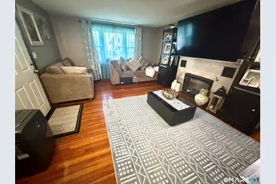 75 Elizabeth Avenue, Bloomfield, CT 06002 - Photo 3