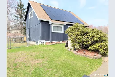 18 Cadbury Place, Naugatuck, CT 06770 - Photo 5