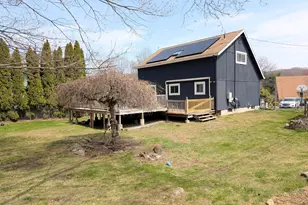 18 Cadbury Pl, Naugatuck, CT 06770 - Photo 3