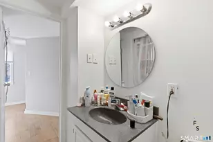 34 Pleasant St, New Britain, CT 06051 - Photo 29