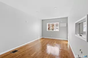 34 Pleasant St, New Britain, CT 06051 - Photo 3