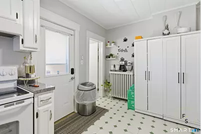 137 Linnmoore Street, Hartford, CT 06114 - Photo 11