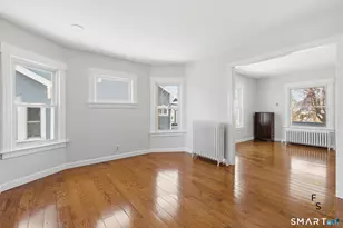 137 Linnmoore St, Hartford, CT 06114 - Photo 23