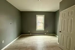 72 Burton St, Waterbury, CT 06704 - Photo 9