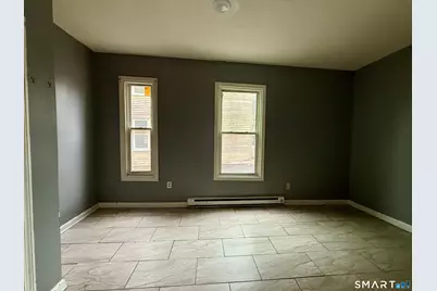 72 Burton Street, Waterbury, CT 06704 - Photo 11