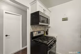 2370 North Ave, Bridgeport, CT 06604 - Photo 7