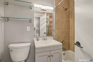 2370 North Ave, Bridgeport, CT 06604 - Photo 15