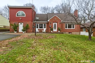 102 Lawler Rd, West Hartford, CT 06117 - Photo 35