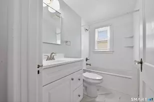 65 Elm St, East Haven, CT 06512 - Photo 23