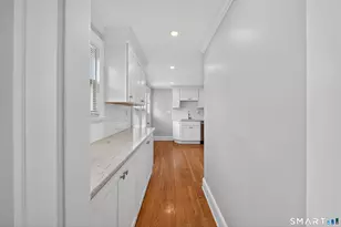 65 Elm St, East Haven, CT 06512 - Photo 15