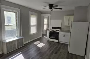 154 Plaza Ave, Waterbury, CT 06710 - Photo 5