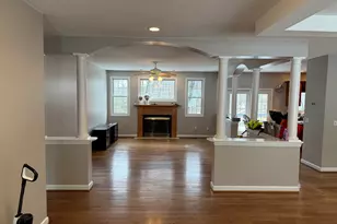 104 Valley View Rd, Manchester, CT 06040 - Photo 3