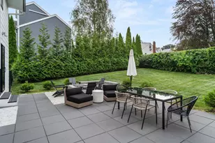 200 Hillspoint Rd, Westport, CT 06880 - Photo 3